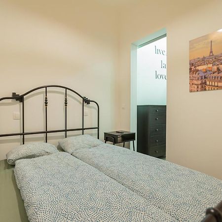 Downtown Studio Flat In Budapest, Mona Екстер'єр фото
