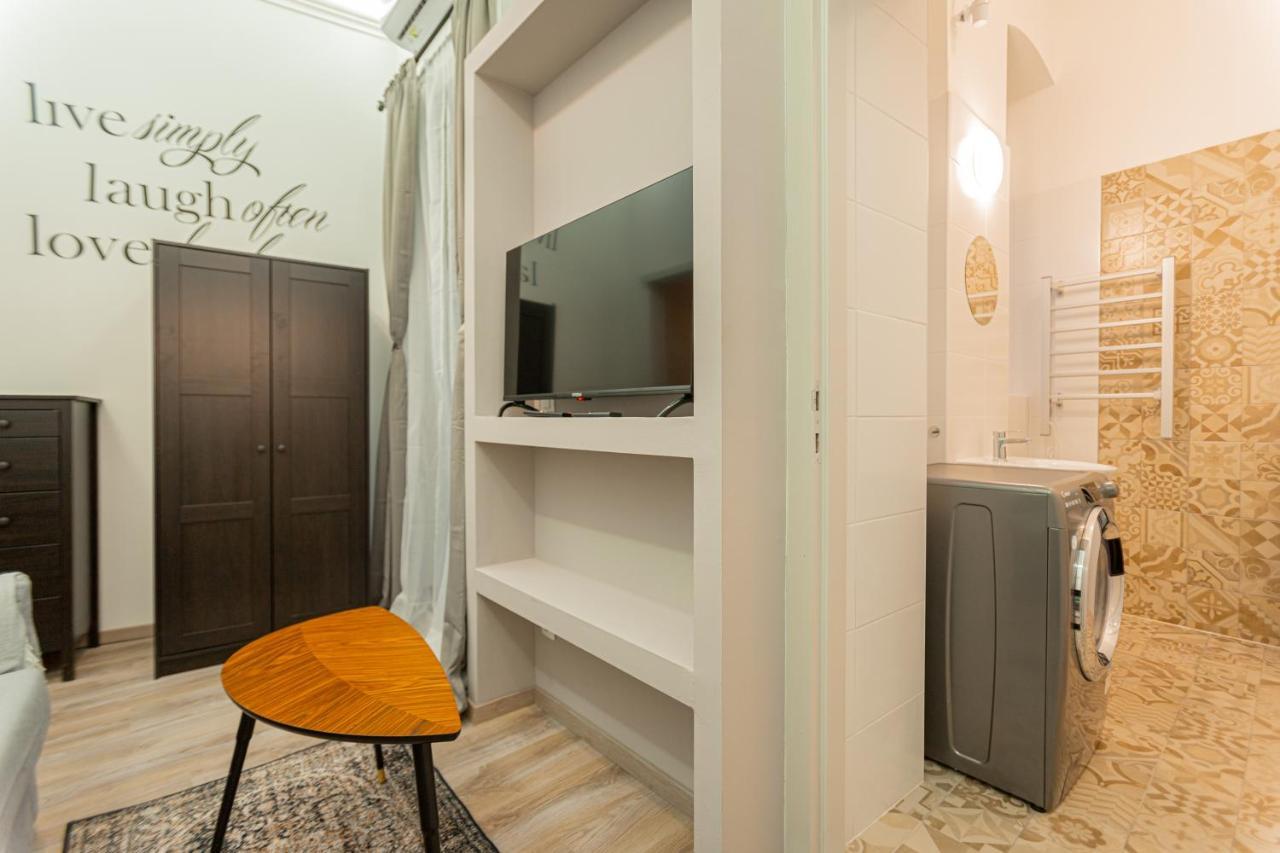 Downtown Studio Flat In Budapest, Mona Екстер'єр фото
