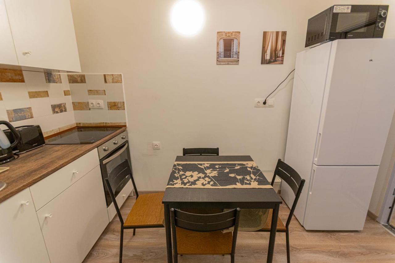 Downtown Studio Flat In Budapest, Mona Екстер'єр фото